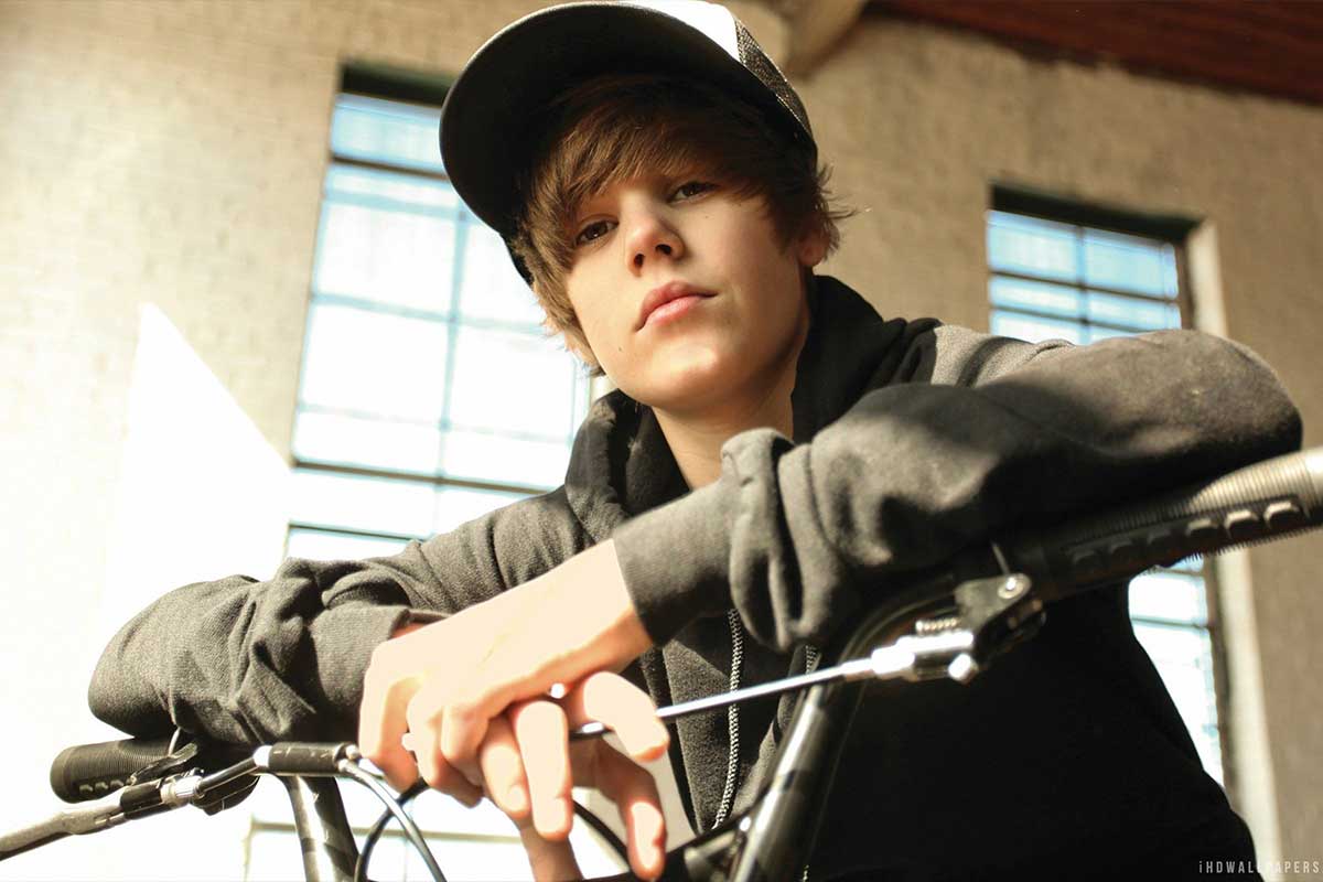 You are currently viewing 贾斯汀·比伯(Justin Bieber)所有专辑歌曲合集[无损flac/3.74GB]百度云网盘下载