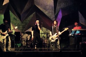 Read more about the article 信乐团(2002-2019)所有专辑歌曲合集[无损flac/5.36GB][百度云][夸克]网盘下载