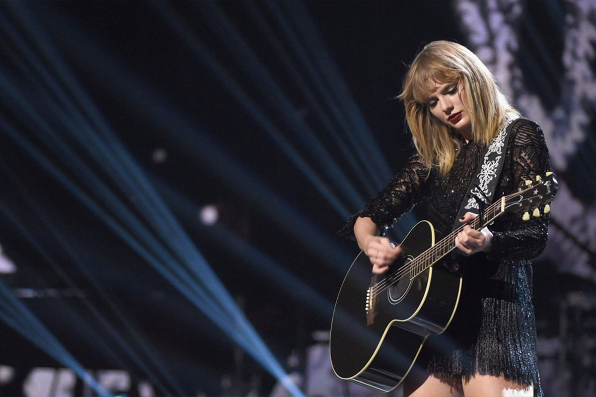 You are currently viewing 泰勒.斯威夫特（Taylor Swift） 城市恋人（City of Lover Concert） 2020年巴黎演唱会  2020 1080p HULU《WEB-DL MKV 1.44G》