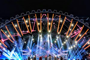 Read more about the article 笑傲江湖-粤语精选8CD[WAV/6.16GB]百度云网盘下载