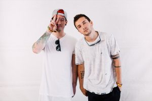 Read more about the article 二十一名飞行员(twenty one pilots)专辑歌曲合集[无损flac/4.61GB][百度云][夸克]网盘下载